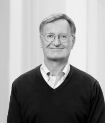 Peter J Martin